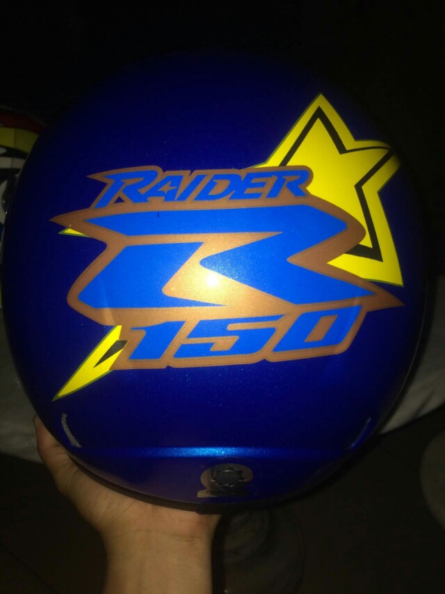 Raider 150 helmet clearance