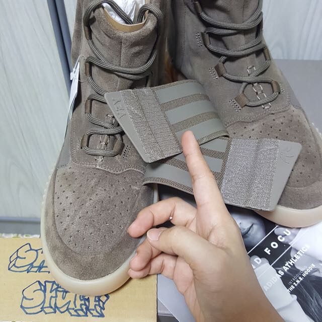 US 10.5 Adidas Yeezy 750 Light Chocolate Brown Men s Fashion Footwear Sneakers on Carousell