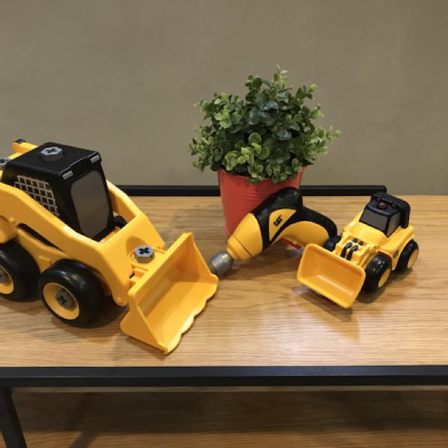 Cat Front Loader Skid Steer Toys Games Bricks Figurines On