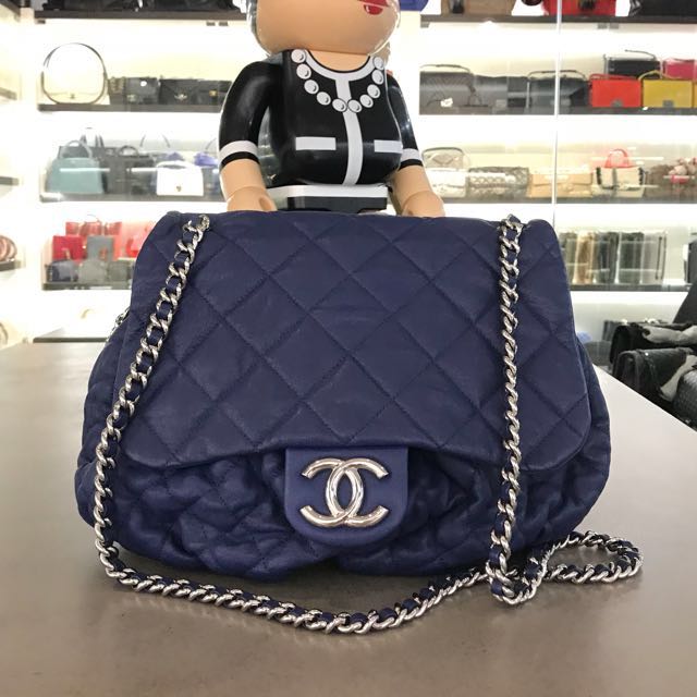 Chanel Chain Around Messenger, Luxury, Bags & Wallets on Carousell