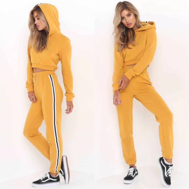 crop hoodie with sweatpants