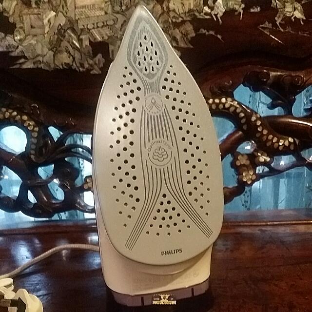 Philips Perfectcare Azur Iron Auto Adjust..no Burning!!!!, TV & Home ...