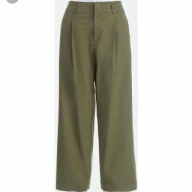 Uniqlo wide leg chino pants, Women's Fashion, Bottoms, Other Bottoms on