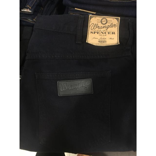 Wrangler spencer store jeans black