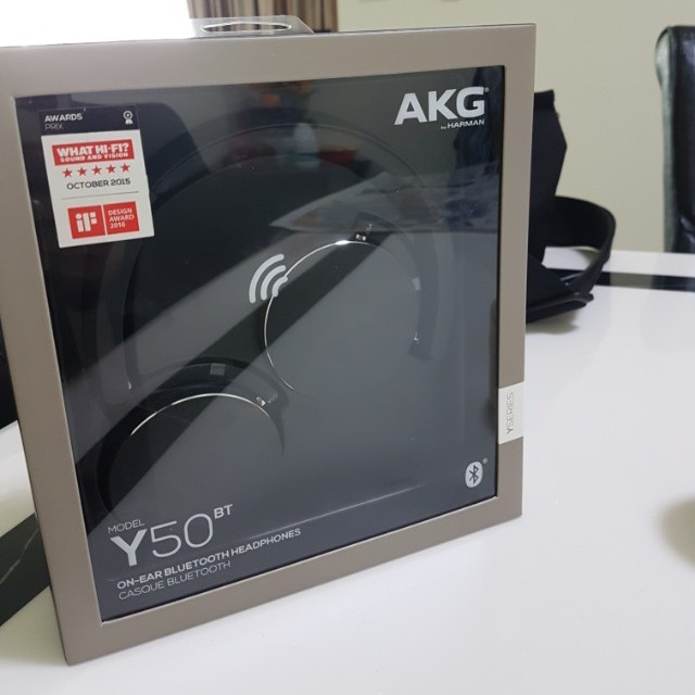 AKG Bluetooth Headphone by Harman, Audio, Earphones on Carousell