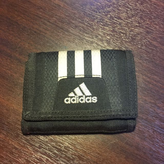 Adidas online wallets uk