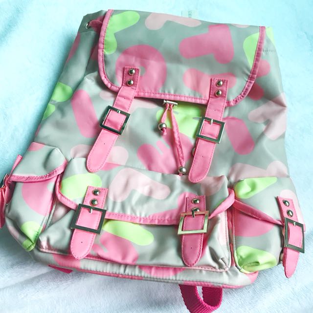 Authentic Hello Kitty x Forever 21 Backpack (Category: Backpacks) located in Makati City. Submitted by raket_era.333 (Listing ID 145317972, Image 1). Description: 🛒Brand new Hello Kitty x forever 21 Backpack -with tag 👉🏻 swipe left for more detailed pics 👉🏻 no offer means no reservation 👉🏻 Please don’t make an offer and promise if you’re not 100% sure to get the item, let’s not waste your time and mine. NO TO JOY MINER/RESERVER‼️ SURE BUYE