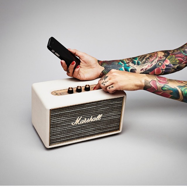 marshall acton bluetooth speaker cream