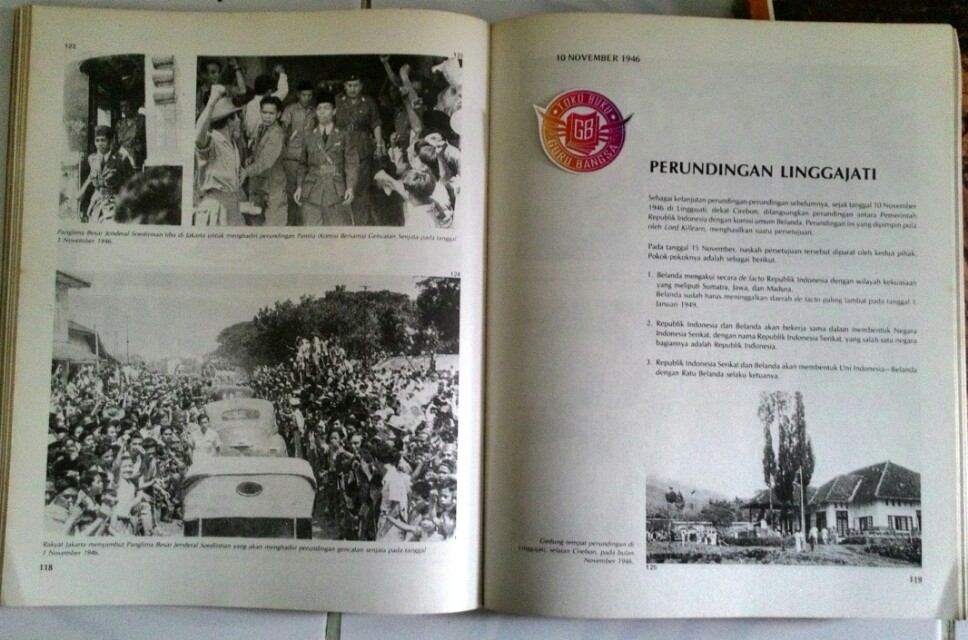 Resensi Buku 30 Tahun Indonesia Merdeka Gambaran