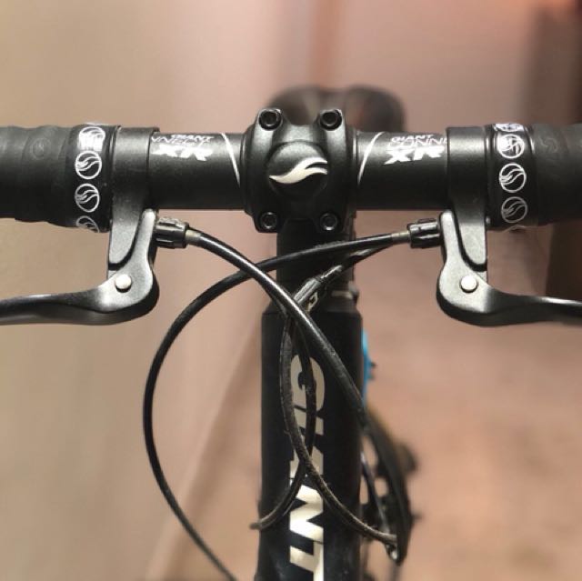 Giant Anyroad Bike Sports Equipment Bicycles Parts Bicycles On Carousell Giant Anyroad Bike Sports Equipment Bicycles Parts Bicycles On Carousell