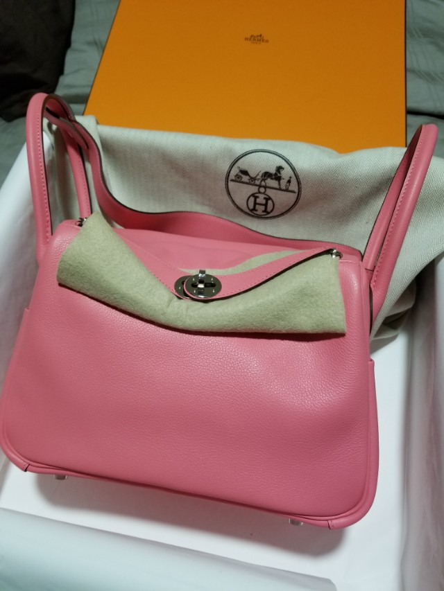 Hermes Lindy 26 Rose Azalea Luxury Bags Wallets On Carousell