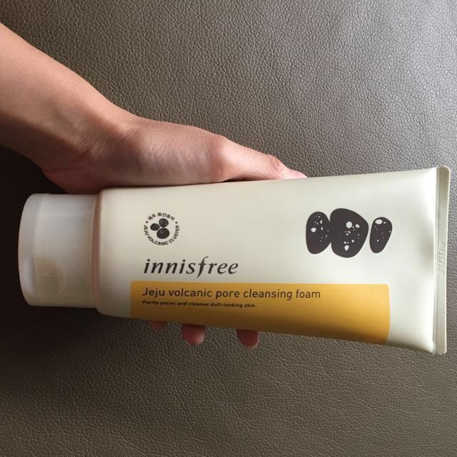innisfree jeju volcanic pore cleansing foam 300ml