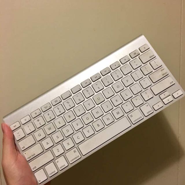 mac-mini-with-wireless-keyboard-computers-tech-desktops-on-carousell