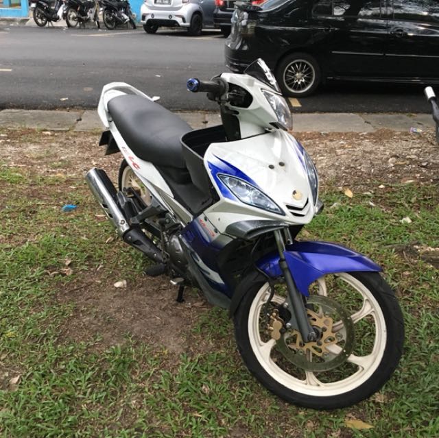 2011 Yamaha 135lc Super Sport Ss Auto Clutch And Extreme Spirit Es Manual Clutch Specs Comparison And Differences Motomalaya Net Berita Dan Ulasan Dunia Kereta Dan Motosikal Dari Malaysia