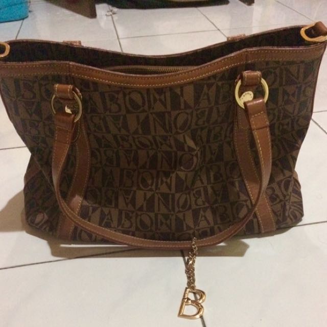 Beg Bonia, Women's Fashion, Bags & Wallets, Purses & Pouches on Carousell