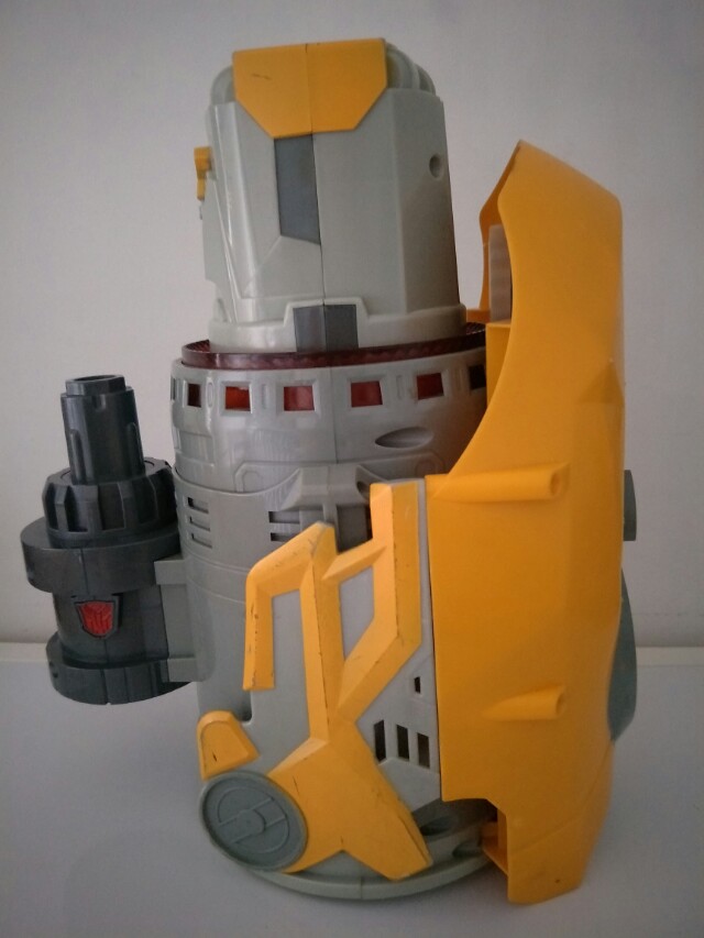 Bumblebee plasma cannon arm outlet blaster