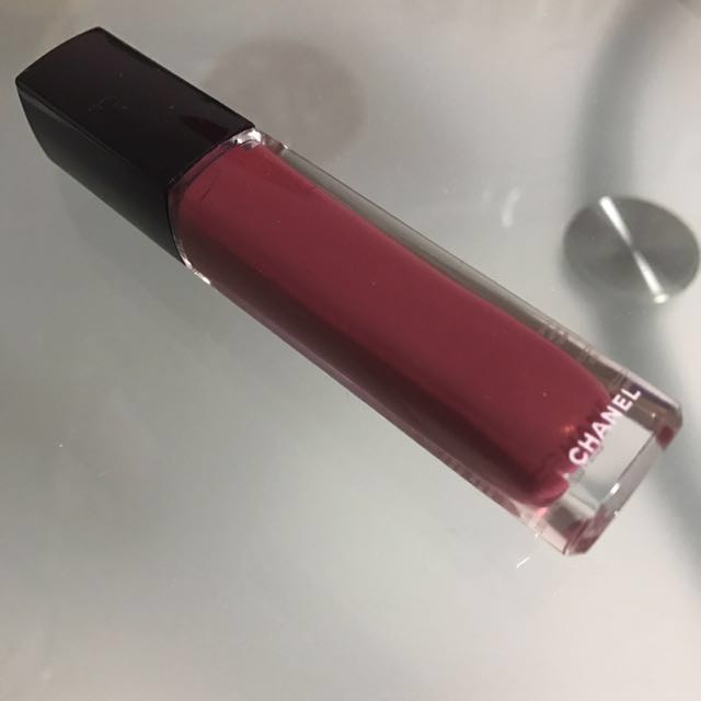 Chanel Rouge Allure Gloss #24 Expressive , Beauty & Personal Care, Face,  Makeup on Carousell