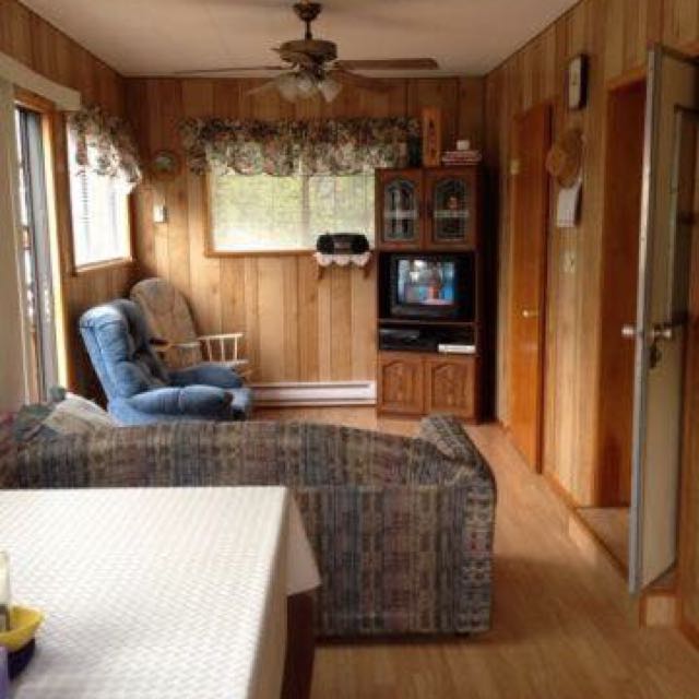 Cultus Lake Vacation Home For Sale, Property, For Sale on Carousell