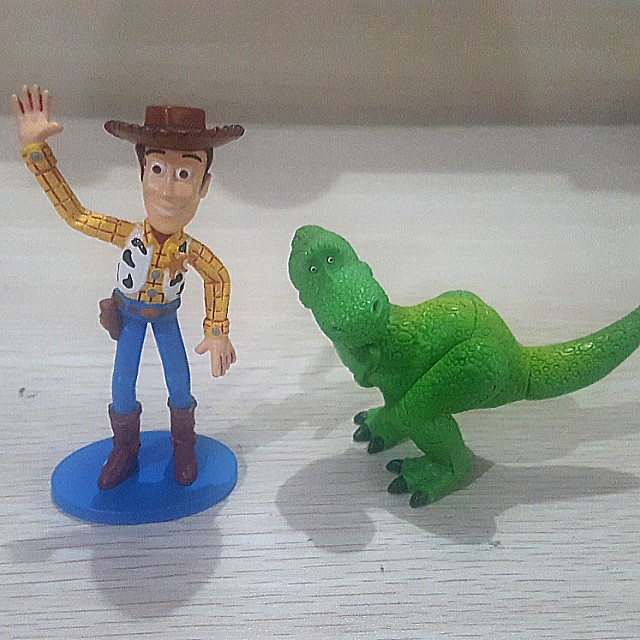 woody dinosaur