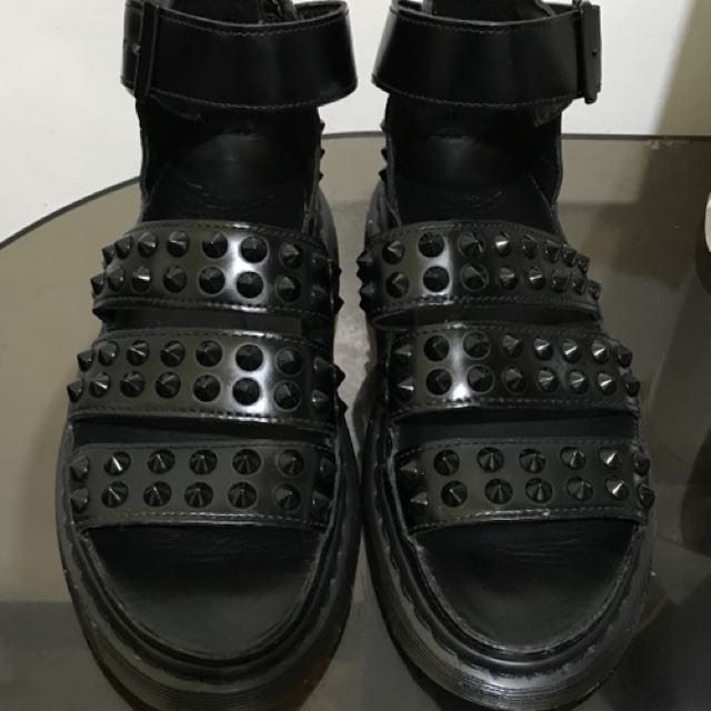 dr martens lisa