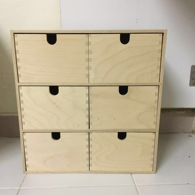 ikea mini wooden chest of drawers, home & furniture, others 在