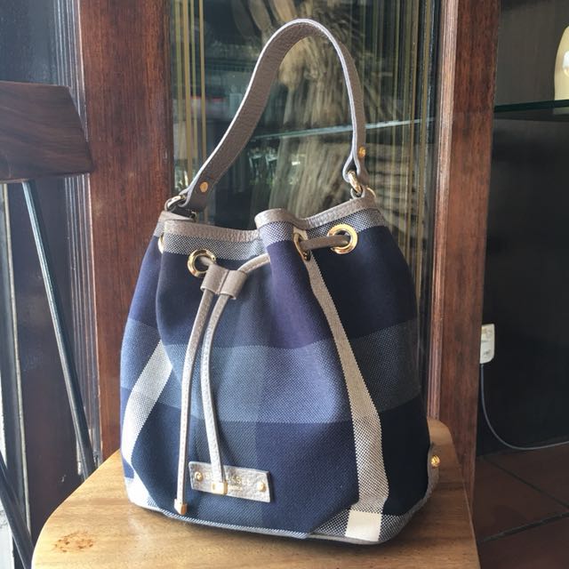 JAPAN BURBERRY BLUE LABEL CRESTBRIDGE BAG, Women's Fashion, Bags & Wallets,  Tote Bags on Carousell