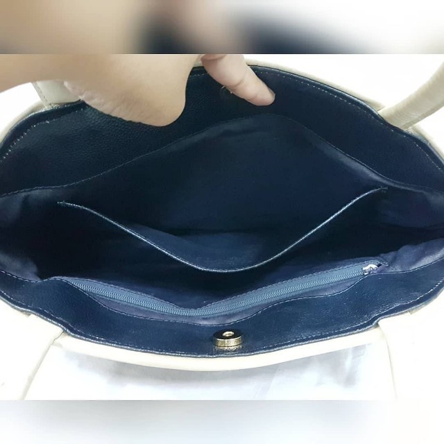 KITAMURA JAPAN GENUINE LEATHER BAG, Women's Fashion, Bags & Wallets