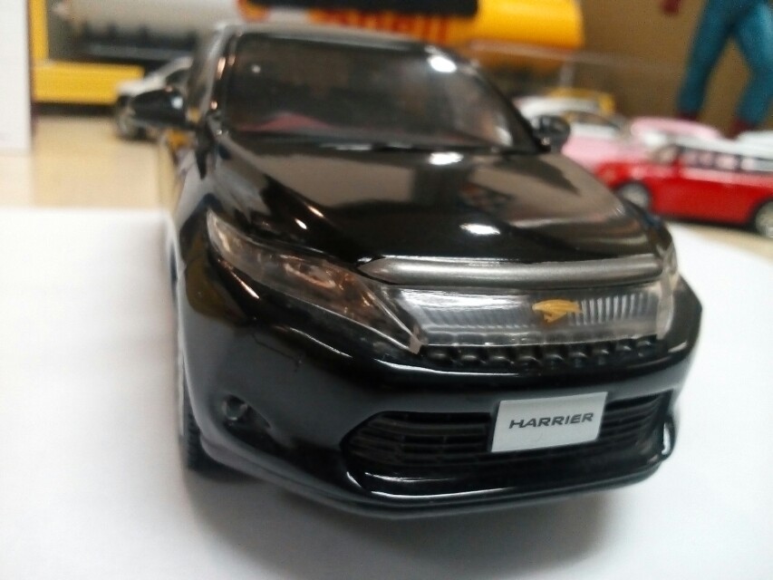 toyota harrier diecast