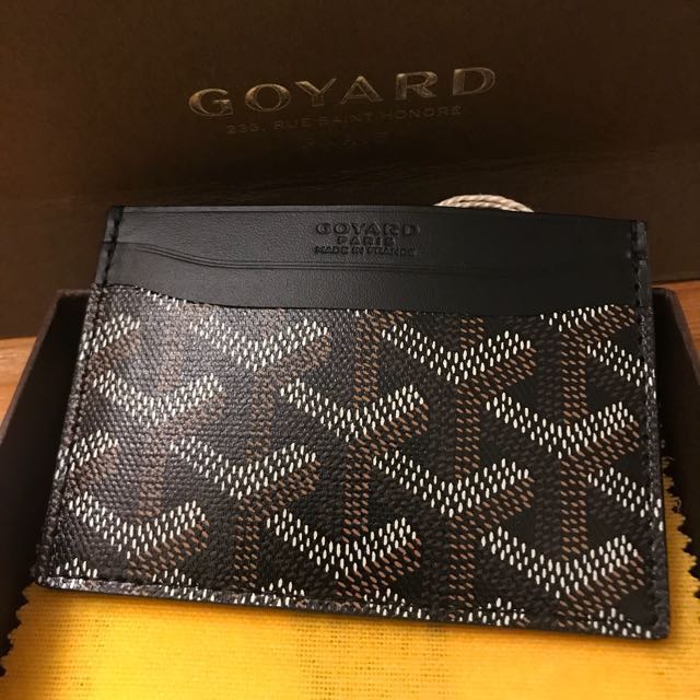 how much does a goyard card holder cost