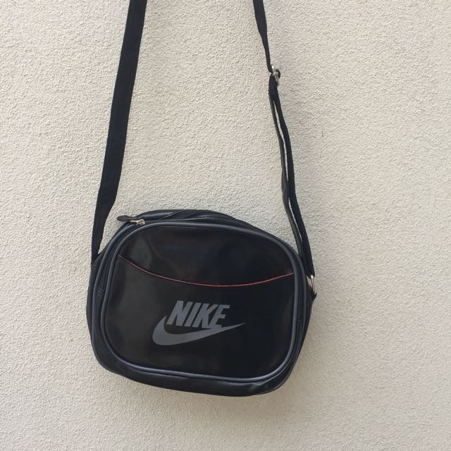 Retro Nike Crossbody Bag Men S Fashion Bags Wallets On Carou