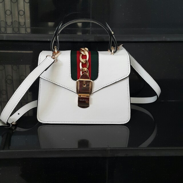 Harga tas best sale gucci sylvie