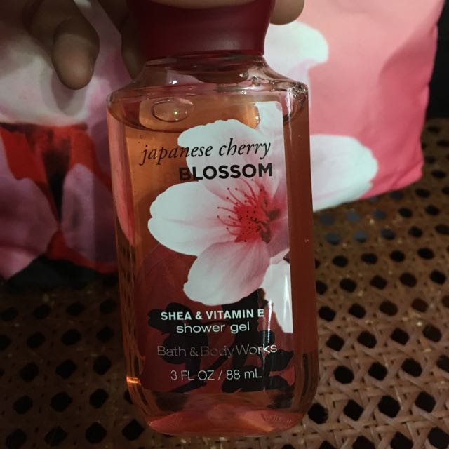 Victoria’s Secret Japanese Cherry Blossom Set, Beauty & Personal Care