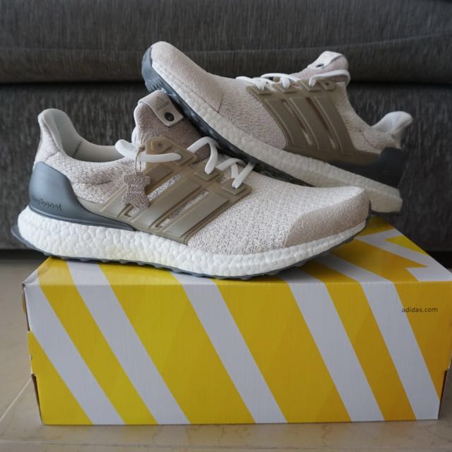 Ultra boost lux box 2025