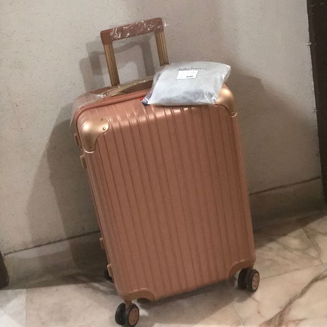 Gold hard case luggage Clearance