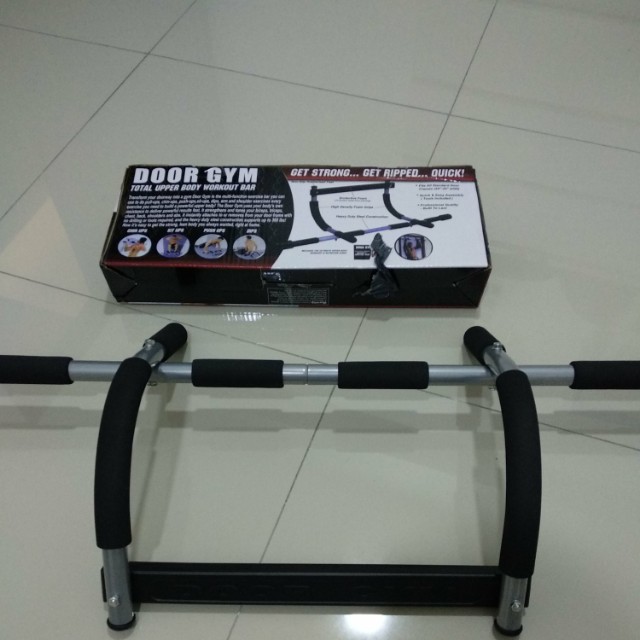 Door Frame Workout Bar, Sports Equipment, Exercise & Fitness, Cardio