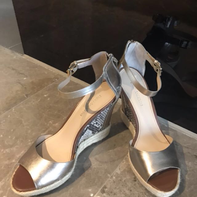 Enzo on sale angiolini designer