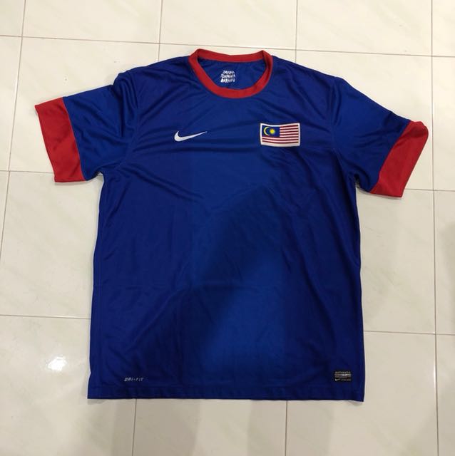 Harimau Malaya Football Jersey Men S Fashion Clothes On Carousell
