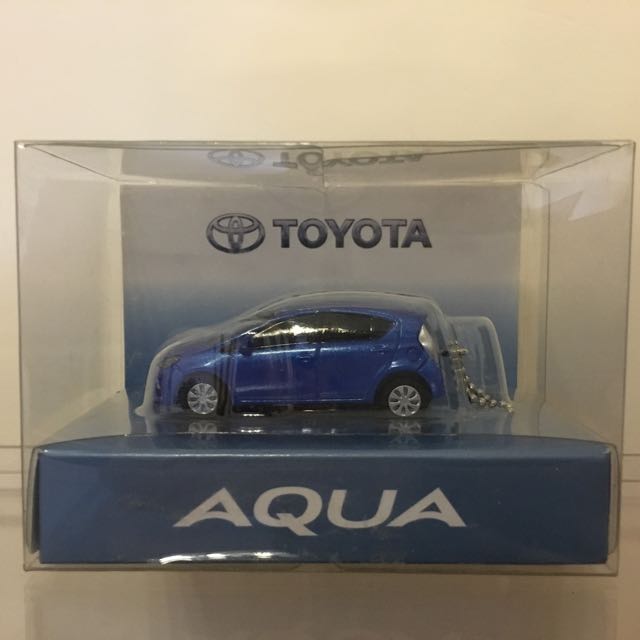 toyota prius c toy car