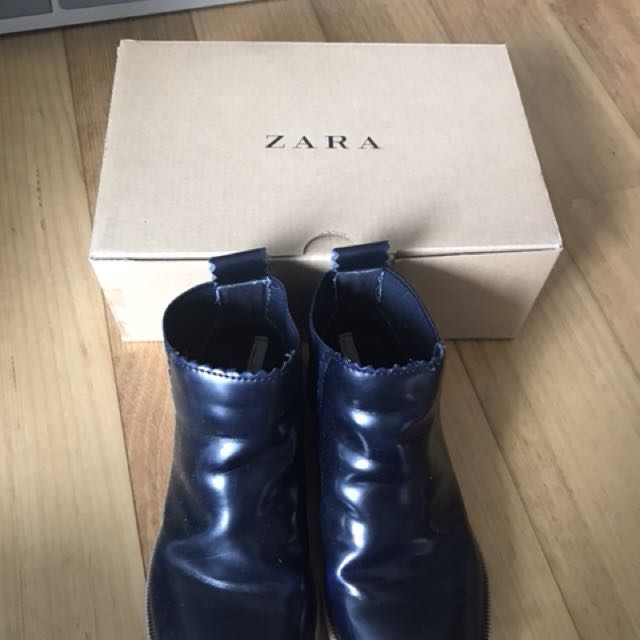 Zara Navy Blue Girl s Boots Eur 27 Babies Kids Babies Kids Fashion on Carousell