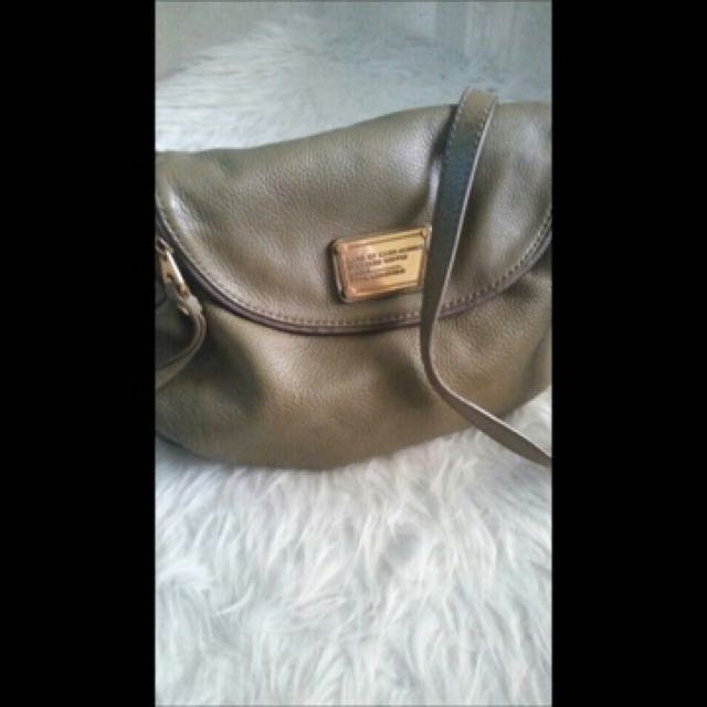 marc jacobs olive green bag