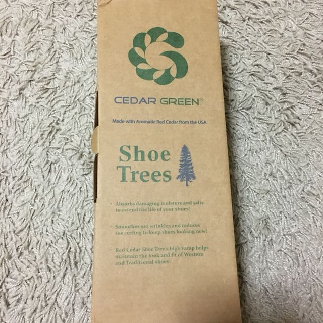 Cedar green shoe tree shop