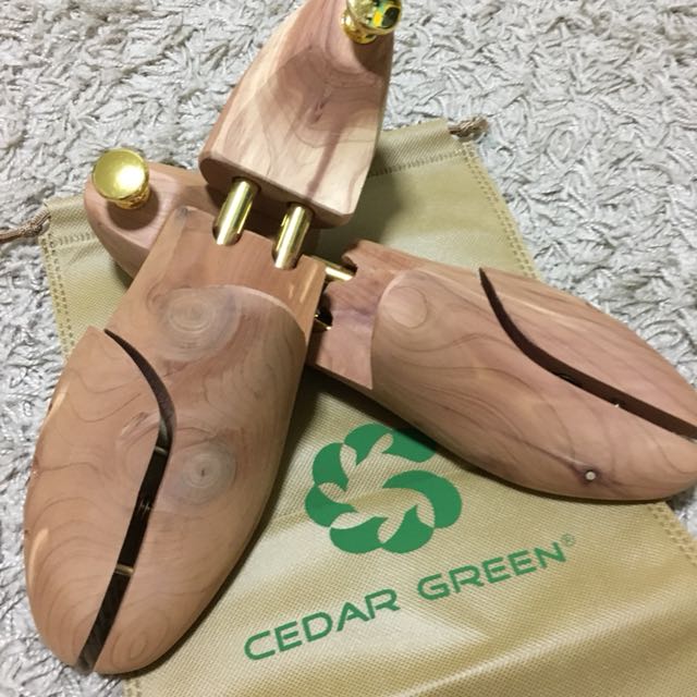 Cedar green shoe tree BNIB Men s Fashion Footwear Dress Shoes on Carousell