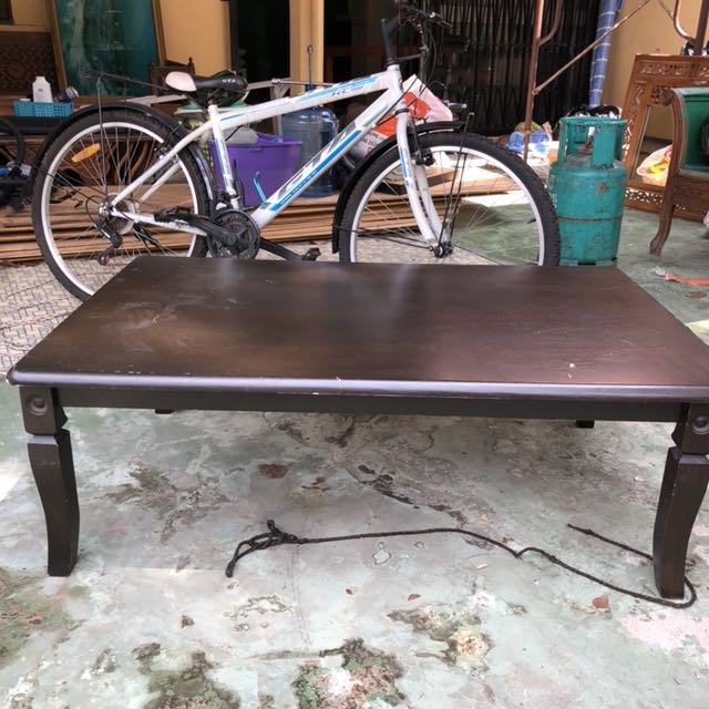 Coffe Table / Dining Table (Category: Tables & Sets) located in Subang Jaya. Submitted by dinnn92 (Listing ID 145891908, Image 1). Description: .