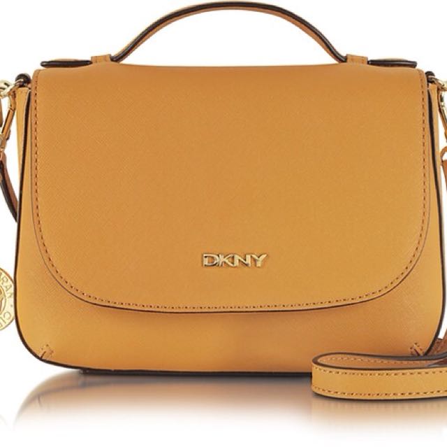 dkny bryant park crossbody