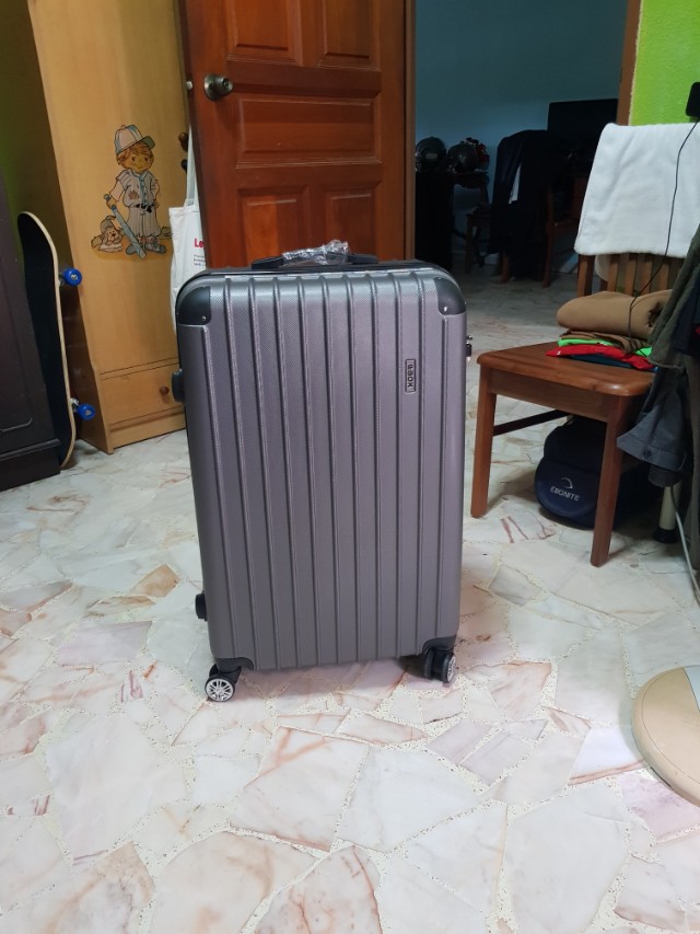 laox suitcase