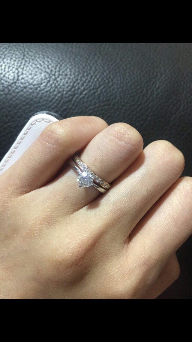 Lee Hwa 0.42C Diamond Ring + Rose Gold Wedding Band Size 4, Luxury,  Accessories On Carousell