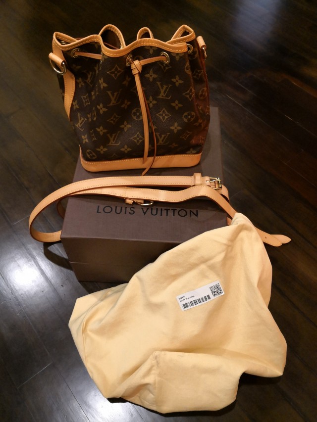 LOUIS VUITTON LV Noe BB Damier Azur Used Shoulder Bag N41220