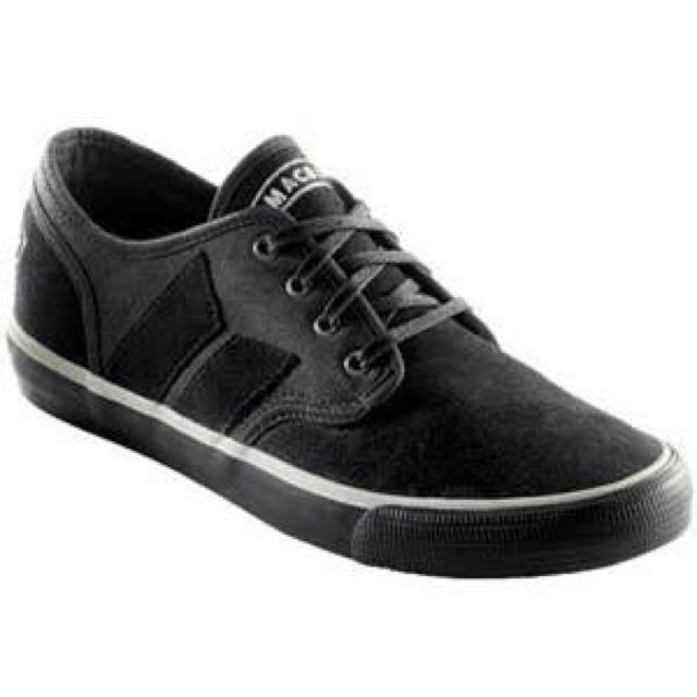 Macbeth Tom Delonge Fesyen Pria Sepatu Di Carousell