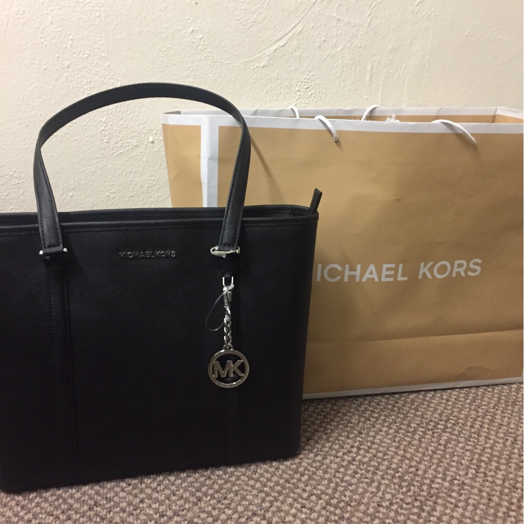 Opmærksomhed Army stof Michael Kors Sady Tote (Medium), Women's Fashion, Bags & Wallets on  Carousell