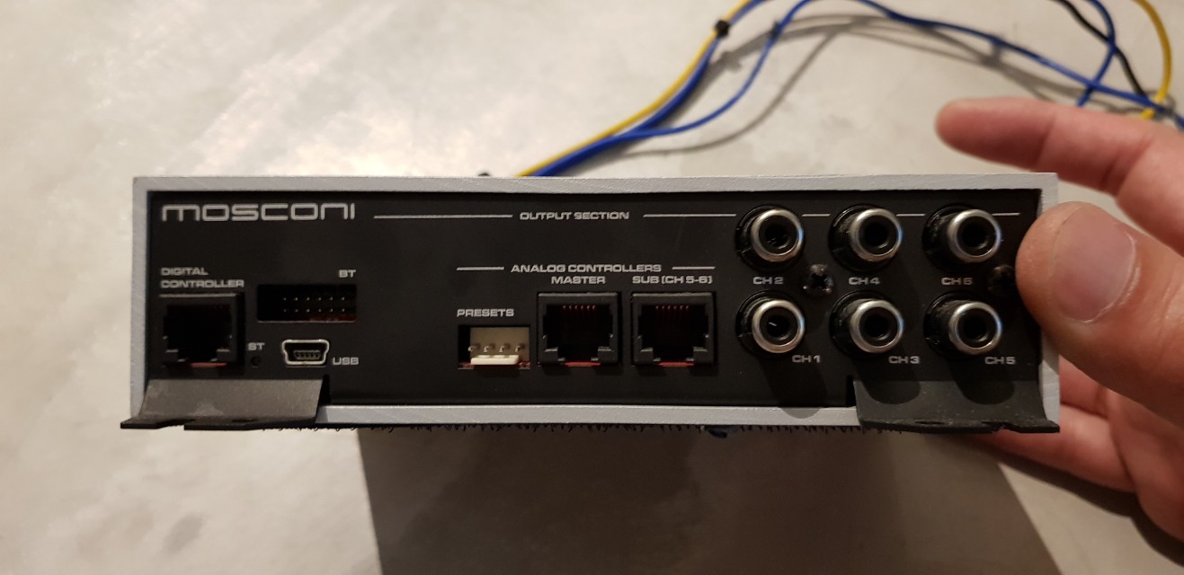 MOSCONI Gladen Stand alone Sound Processor (DSP 4 to 6), Car